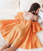 嫩橘雪紡細肩連身裙